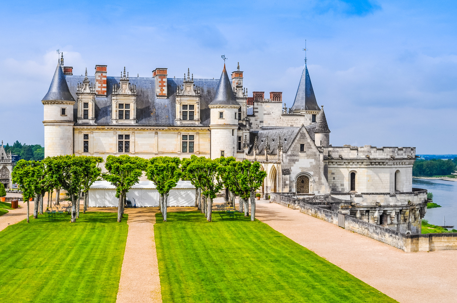 HDR Chateau Amboise Castle