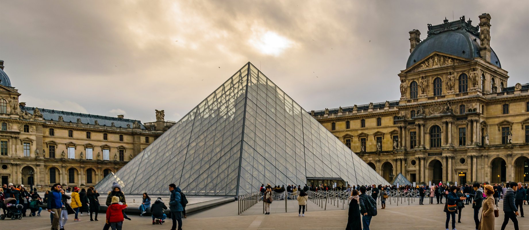 Louvre museum exterior