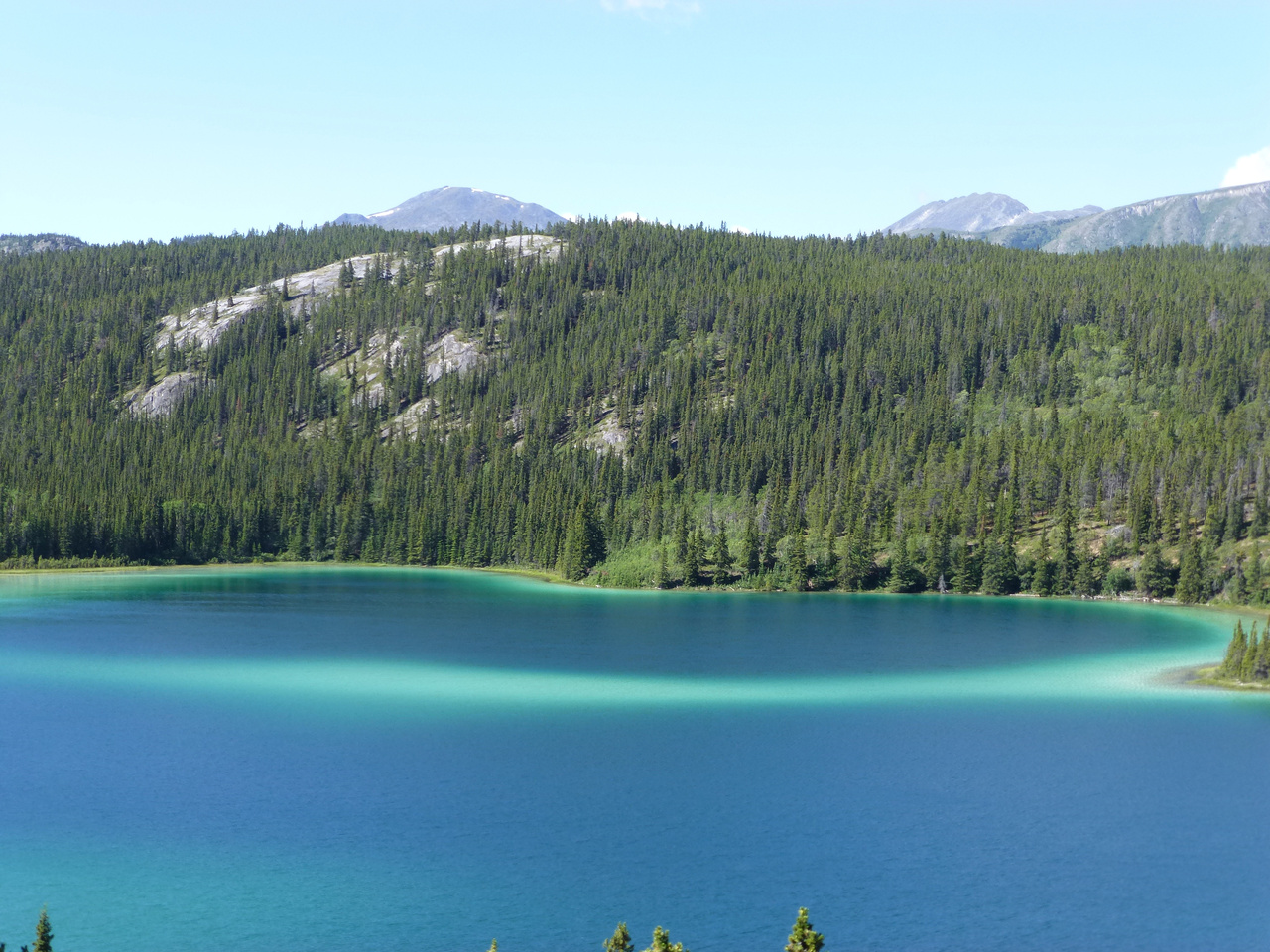 Emerald Lake, Yukon